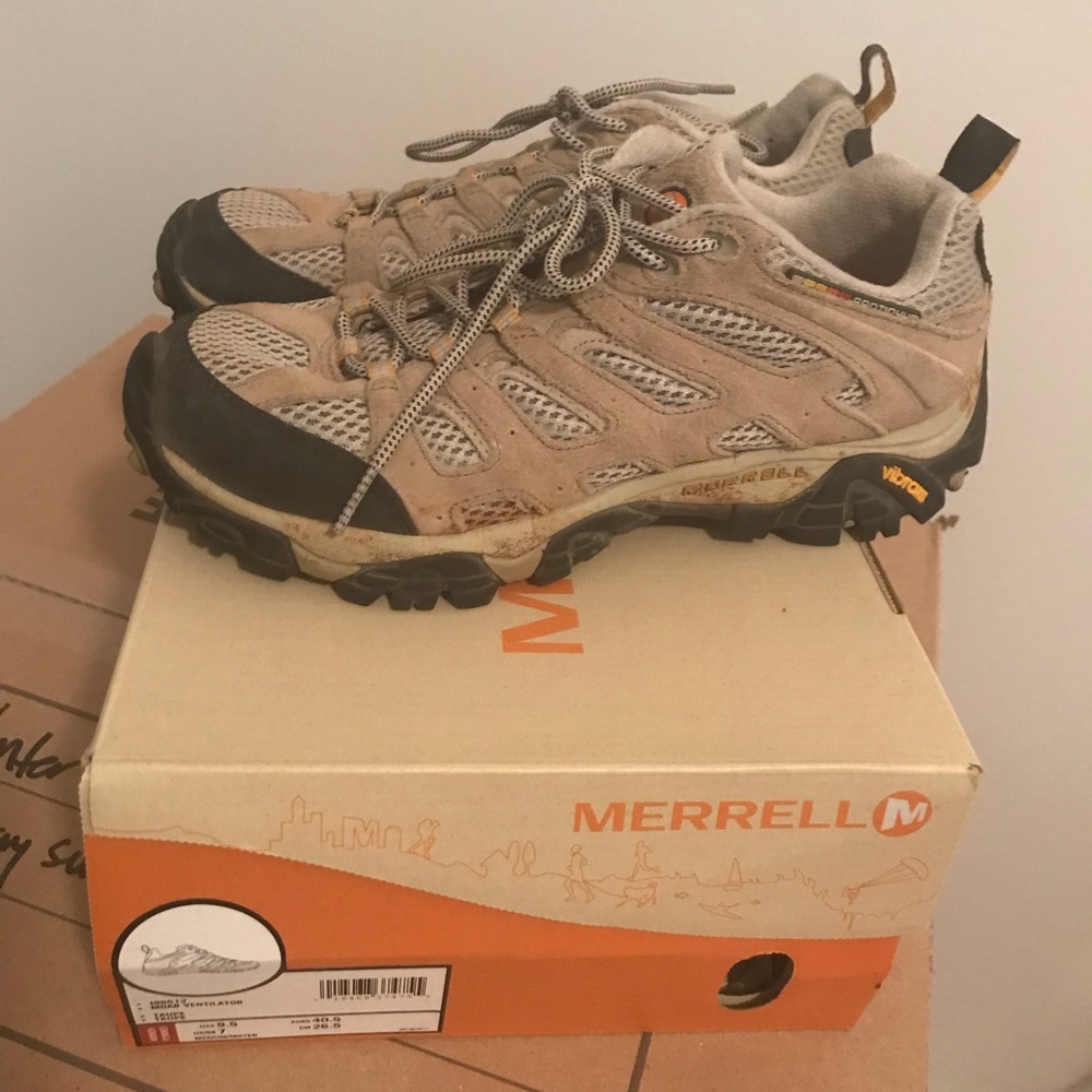 Merrell Moab Ventilator Taupe hiking boots USA 9.5